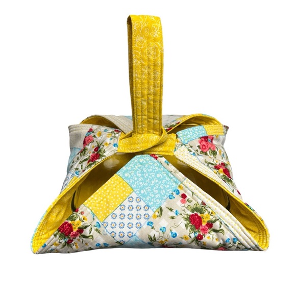 Hand Crafted Other - Casserole Dish Carrier Quilted and Reversible Pie Plate Carrier Floral Patchwork